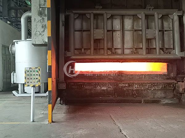 45噸雙室熔鋁爐測(cè)試