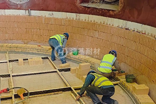 耐火磚砌筑